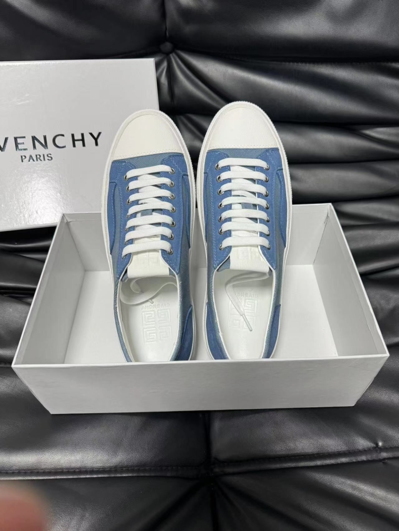 Givenchy Sneakers